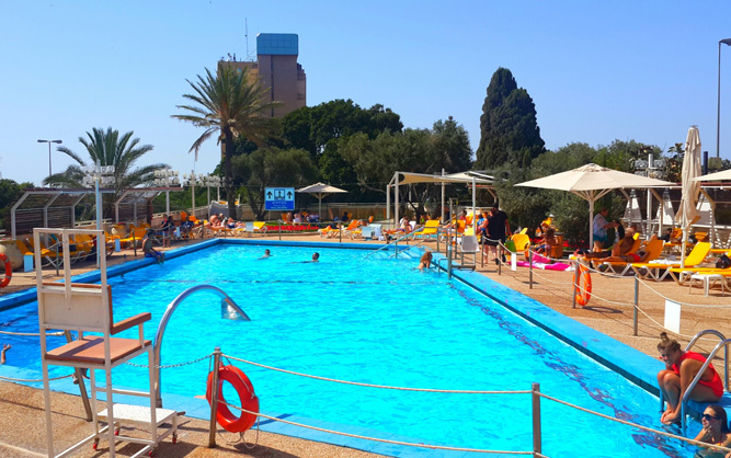 Hotel pool picture