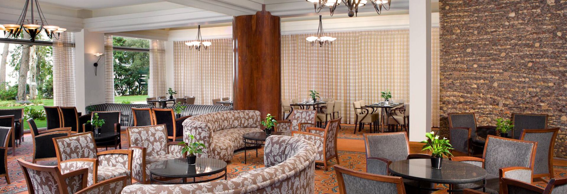 Dan Carmel Lobby