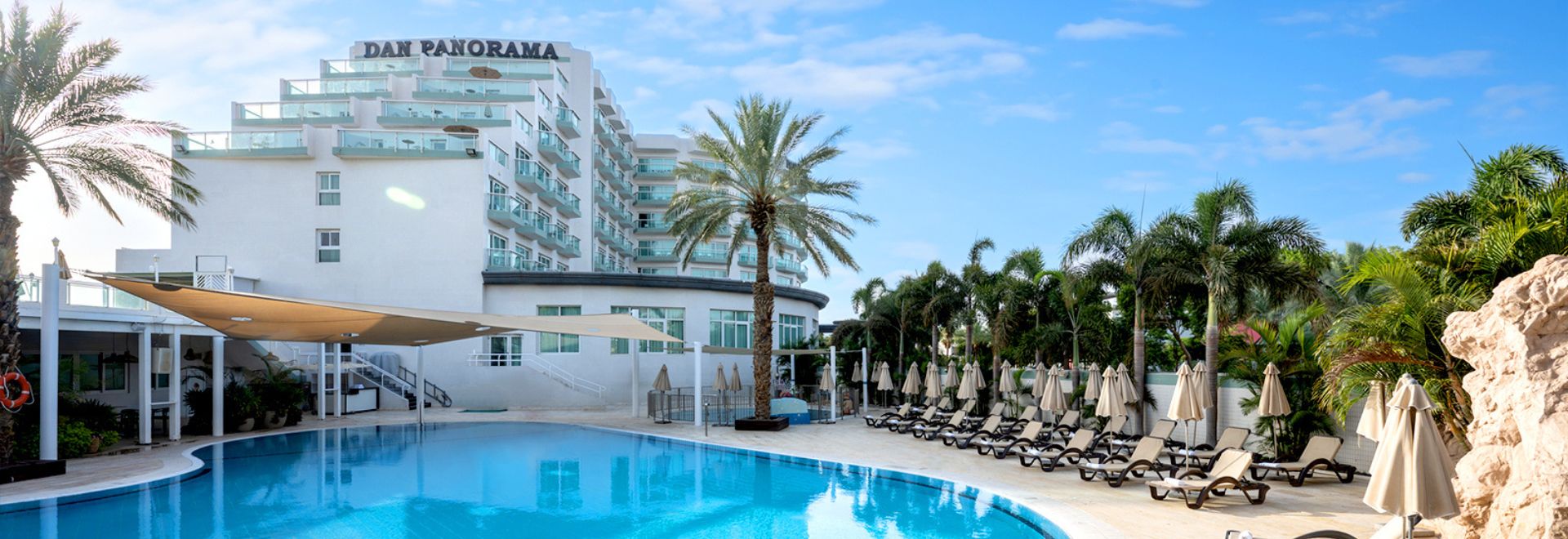 Dan Panorama Eilat Pool and Facade