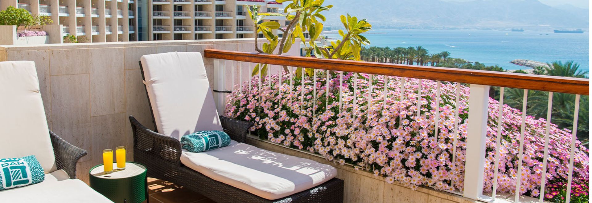 Dan Eilat room balcony