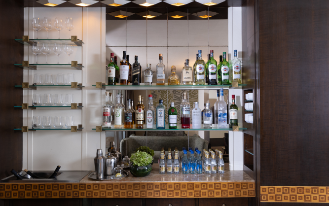Executive Lounge