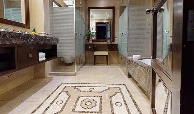 Mini Suite picture
