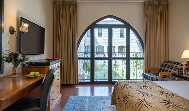 Beit Gefen Room