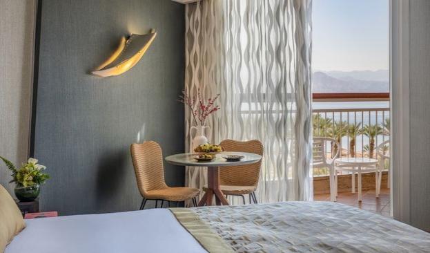 Quadro Room