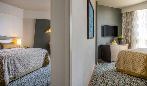 Quadro Room