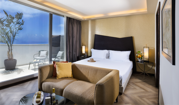 Executive Terrace Room