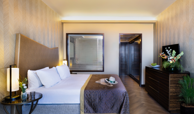 Executive Bay View Room picture