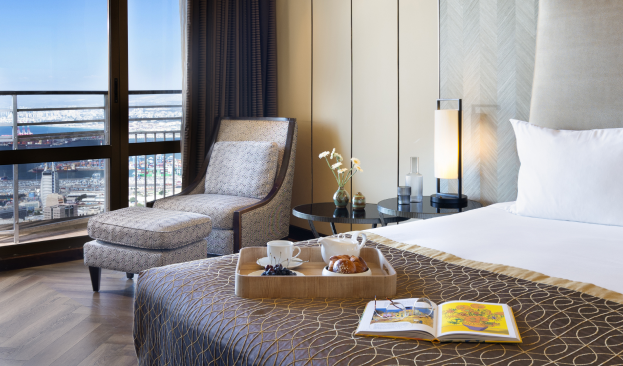 Executive Bay View Room picture