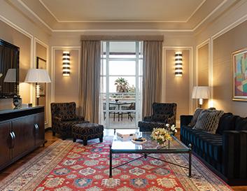 Deluxe Center Suite Picture