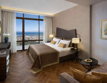 Deluxe Bay View Room Picture