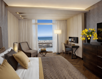 Executive Bay View Room picture