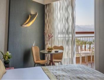 Quadro Room