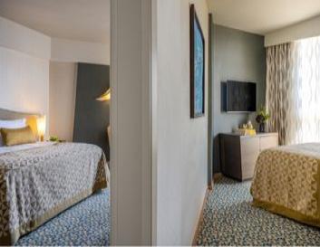 Quadro Room